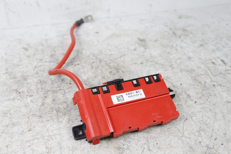 BMW Rear Trunk Power Distributor Junction Terminal 16-19 530i 540i G30 G12