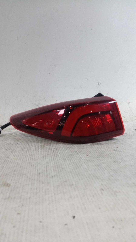 2022 Hyundai KONA Left Tail Light Assembly White OEM Used 51K Miles