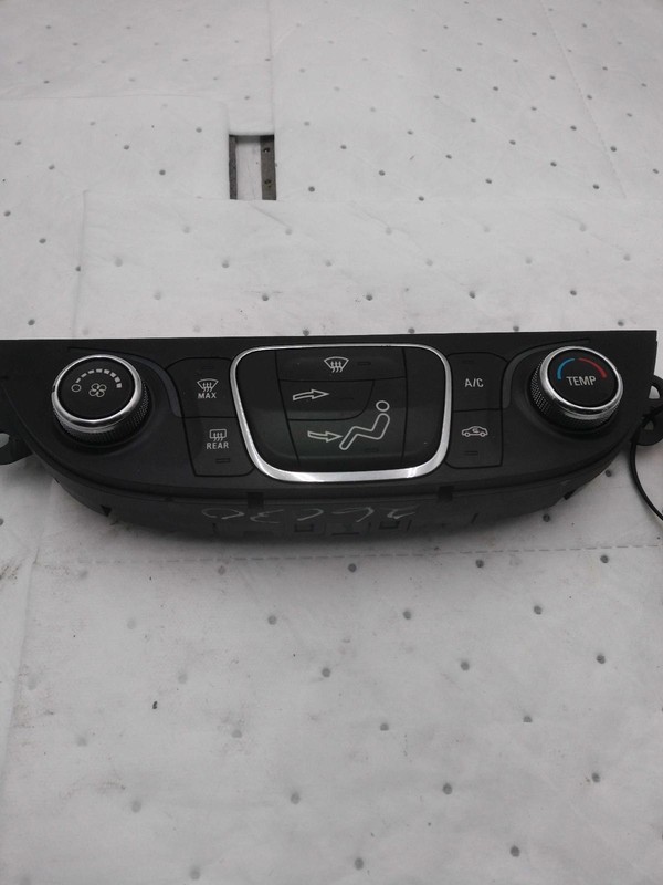 2018 Chevrolet Malibu A/C Selector Switch OEM Grey 132K Miles NJ25-26030-662559