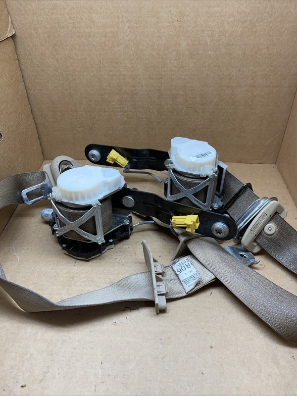 07-09 Escalade Silverado Tahoe Front Left Right Seat Belt Seatbelt Retractor Set