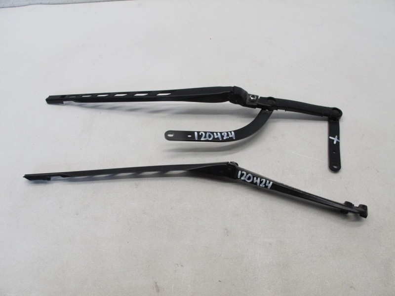 04-11 BMW E63 E64 650i E60 535i M5 WINDSHIELD WIPER ARM FRONT LEFT RIGHT OEM 120