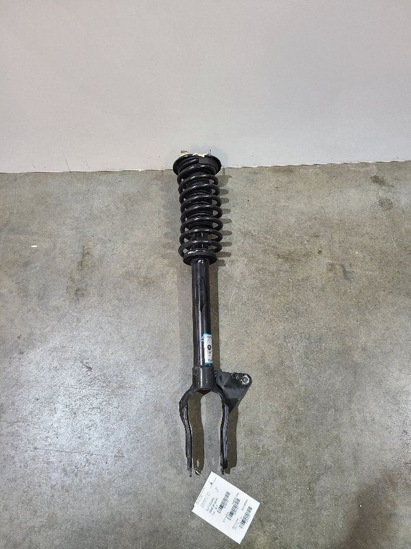 Driver Strut Front Standard Duty Suspension Fits 16-20 GRAND CHEROKEE 591465