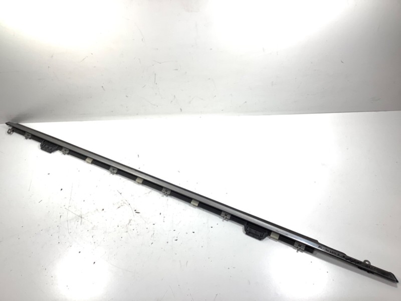 86-90 Acura Legend 2D Right Front Door Belt Molding 72410-SG0-023 OEM