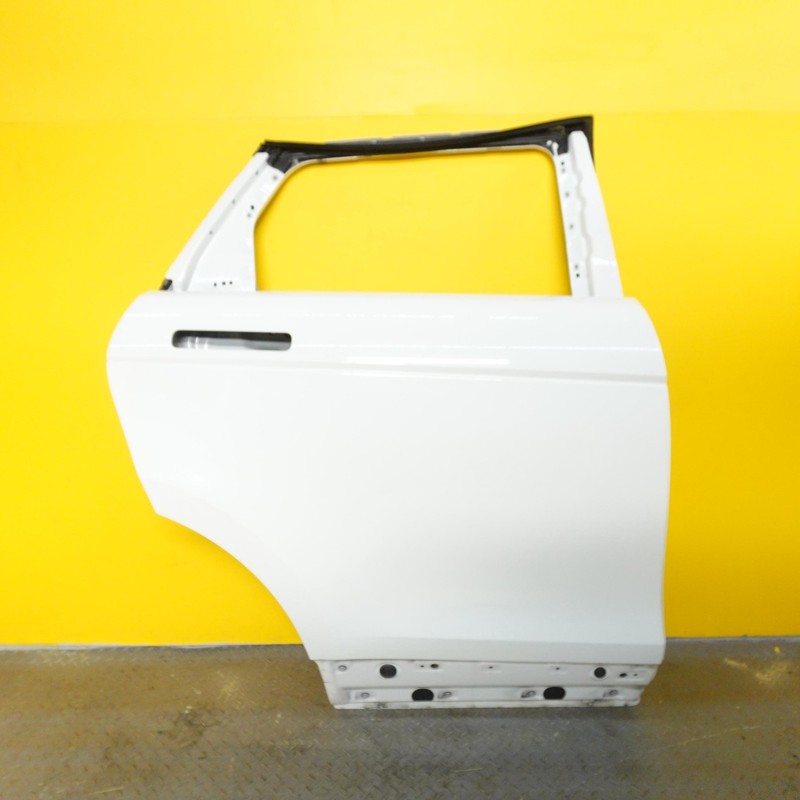 2020-2022 RANGE ROVER EVOQUE REAR RIGHT PASSENGER SIDE DOOR SHELL OEM LR138383