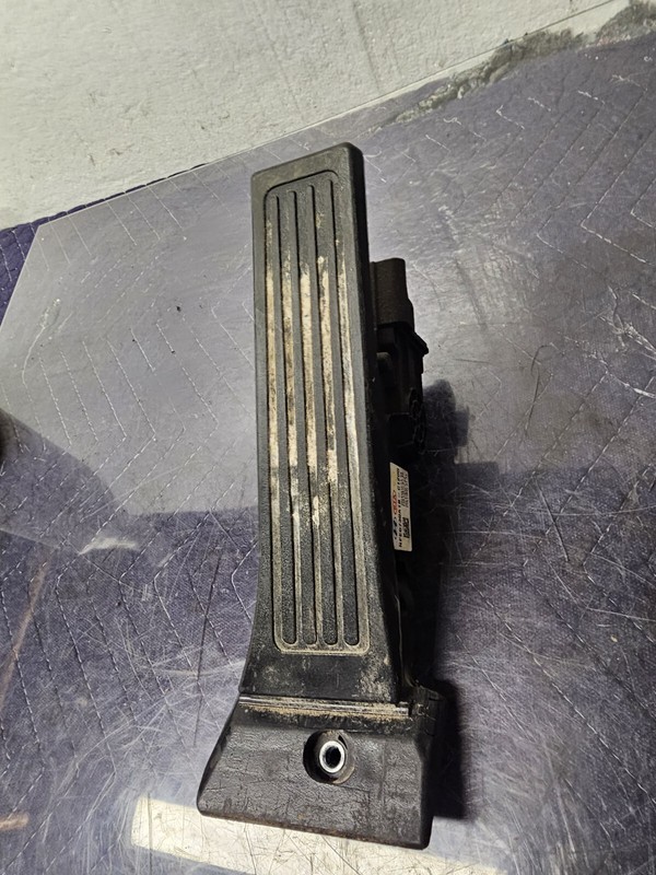 Hyundai Sonata SE 2.4L FWD Gas Fuel Pedal 2019 OEM