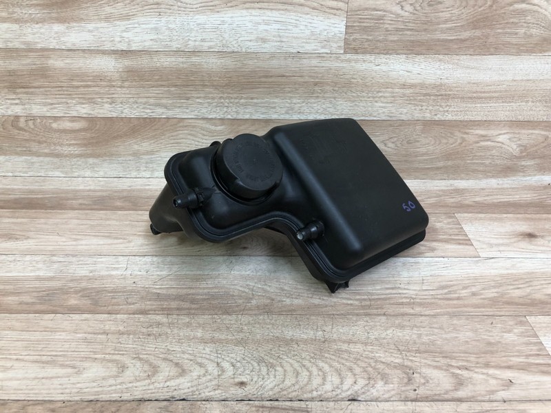 BMW E65 E66 745 750 760 OEM FRONT RADIATOR COOLANT EXPANSION TANK 2002-2008 3