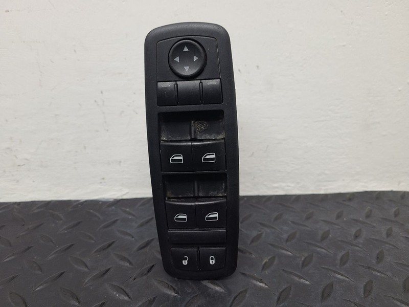 09-14 Volkswagen Routan Driver's Master Window Switch OEM 7B0-959-857-E