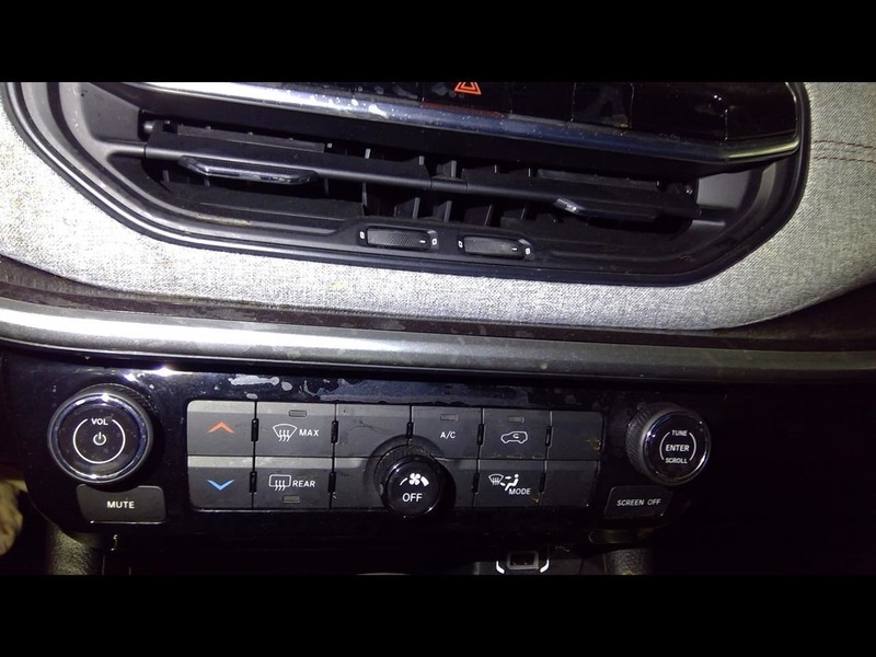 Temperature Control Without Dual Zone Control Fits 22-23 COMPASS 1528596