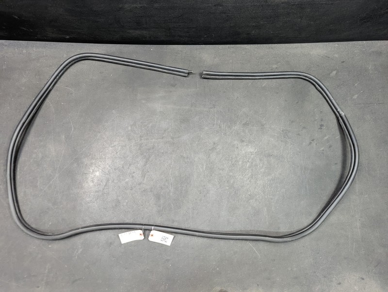 Rear Trunk Tailgate Weatherstrip 2016 Dodge Journey 05076822AD 2012 2013 - 2020