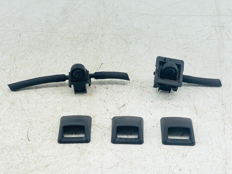 07-14 MERCEDES C300 W204 windshield washer nozzles with caps set oem