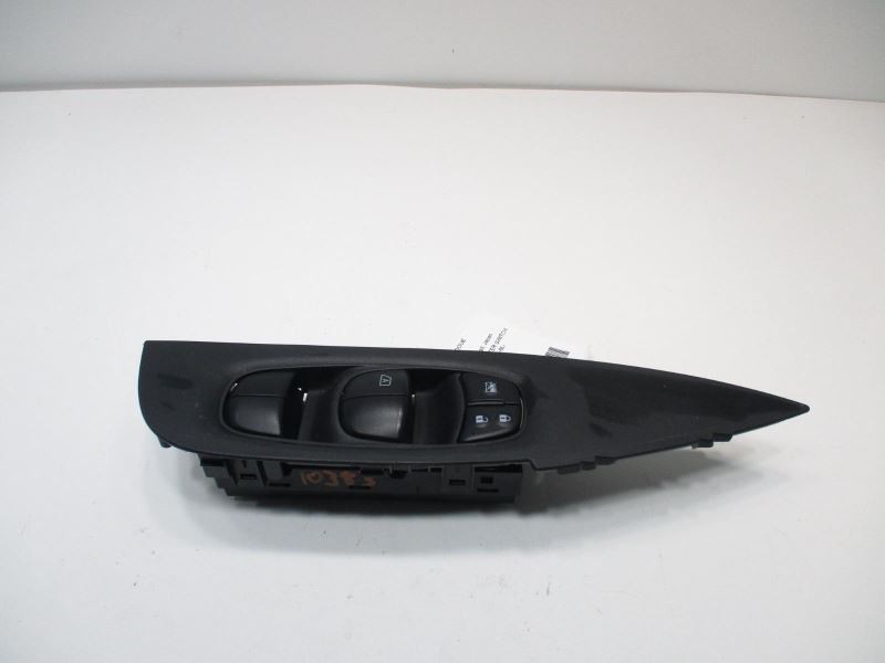 17-20 NISSAN ROGUE LEFT DOOR WINDOWS MASTER SWITCH W/MEMORY AWD 32K -SL- 39791