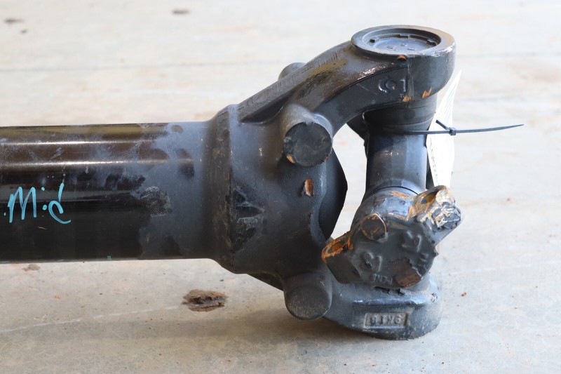 2019-2023 VOLVO VNL 760 D13 REAR DRIVESHAFT CARDAN PROPELLER SHAFT OEM