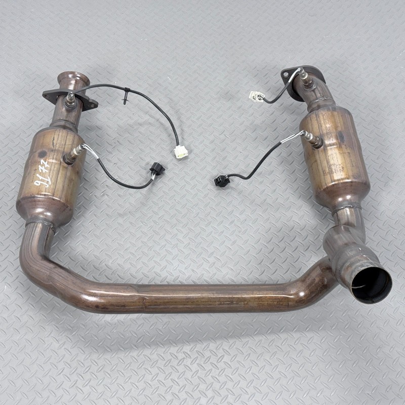 ✅ 13-24 RAM 1500 Class. 5.7L OEM EXHAUST SYSTEM PIPE CONVERTER OXYGEN SENSOR 78K