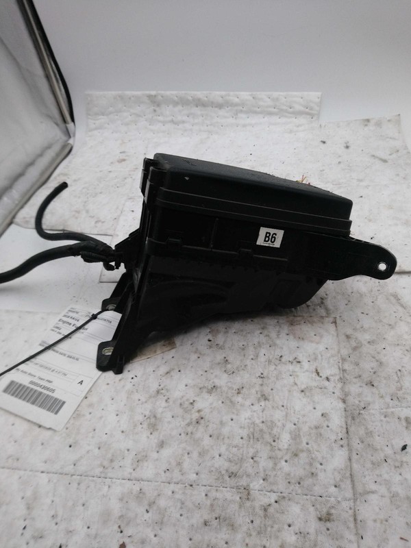 2018 Toyota RAV4 Fuse Box 2.5L Silver OEM Used 87K Miles NJ25-26702-674188