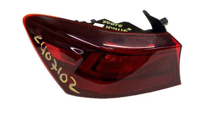 Kia Forte tail light 19 23 left side quarter panel incandescent OEM 92401M7000