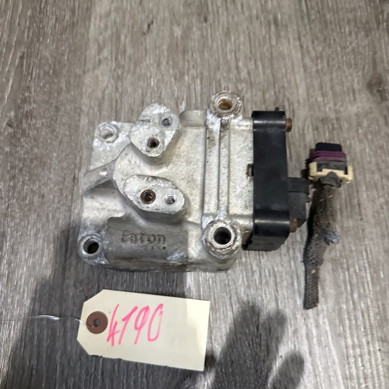 EATON FULLER Roadranger TRANSMISSION RANGE VALVE - PN: 5561805