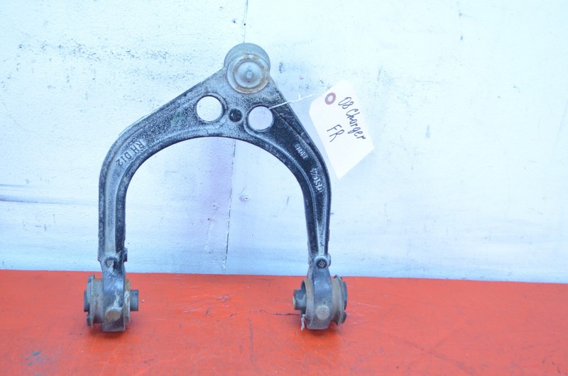 06-10 DODGE CHARGER R/T 5.7L RWD FRONT RIGHT PASSENGER UPPER CONTROL ARM OEM
