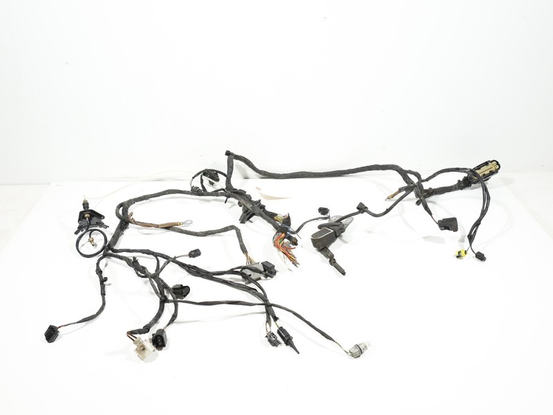 12-18 Mercedes CLS550 4.7L Front LEFT Cut Wiring Harness Headlight Fuse Pigtail