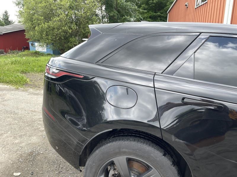 2018-20 LAND ROVER RIGHT QUARTER PANEL BLACK PC:1AG 2.0L AT AWD 22K VELAR 54911