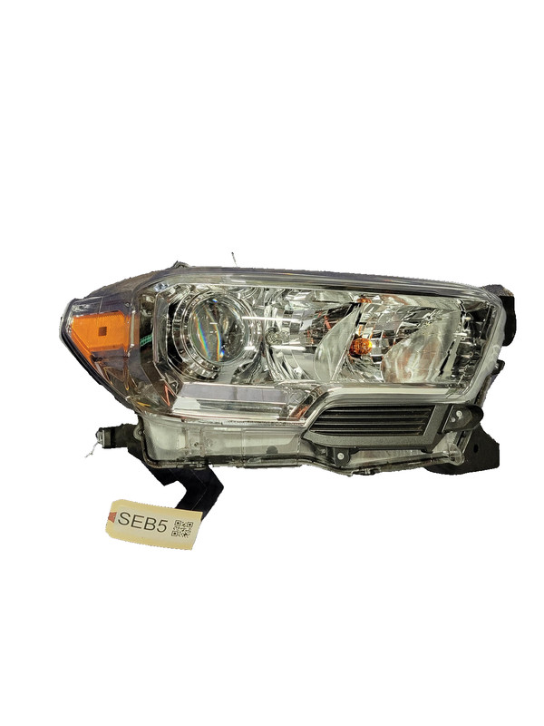 Used Aftermarket Toyota Front Passenger Headlight Headlamp foe 2016-2022 Tacoma