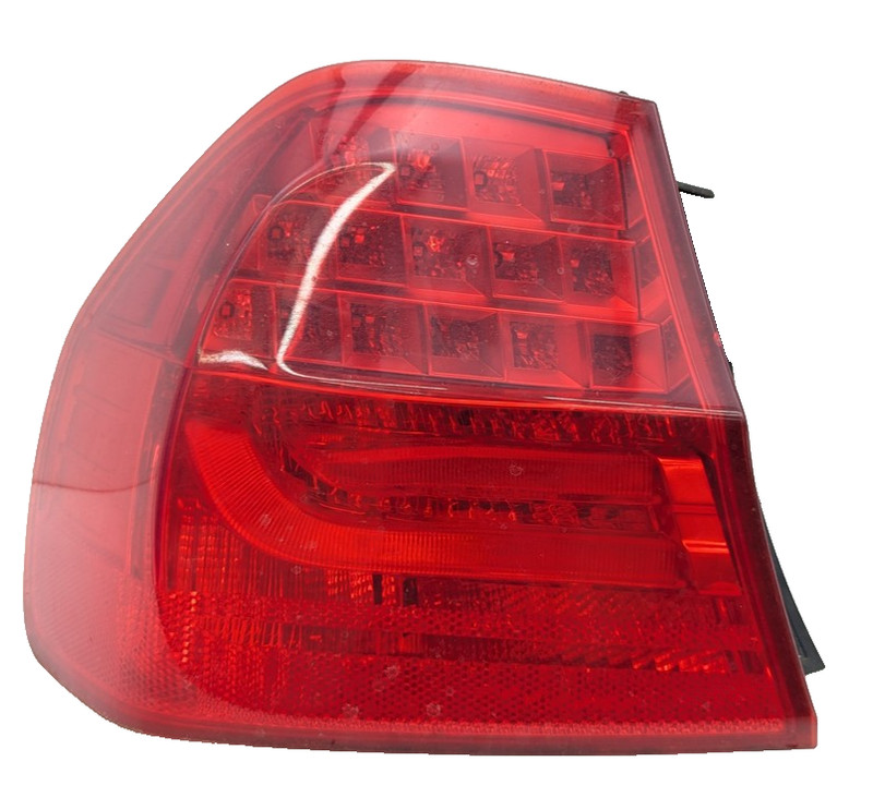 OEM 2009-2011 BMW 328i 3.0L Rear Left Driver Taillight Lamp 4871735
