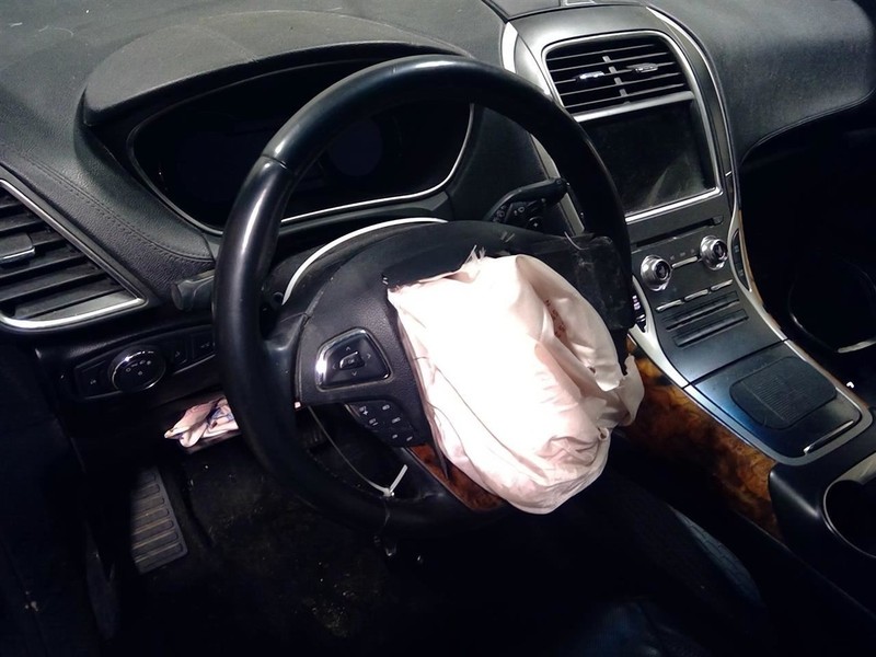 MKX 2017 Steering Wheel 1747654