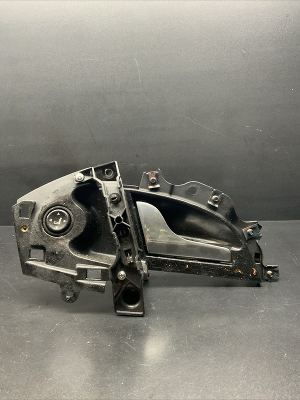 03-13 Maserati Quattroporte M139 Rear Right Side Interior Door Handle Chrome OEM