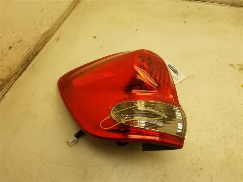 05 06 07 TOYOTA SEQUOIA DRIVER LEFT TAIL LIGHT QUARTER PANEL MOUNTED