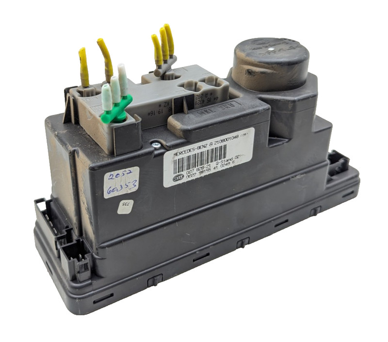 94-00 Mercedes W208 CLK430 C280 Central Door Lock Vacuum Pump 2108001048