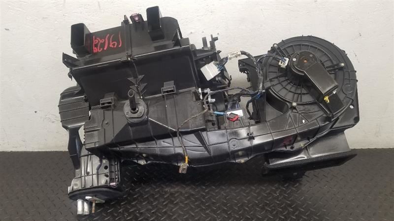 08-16 Chrysler Town & Country Front HVAC Heater Unit Assembly OEM 68029726AC
