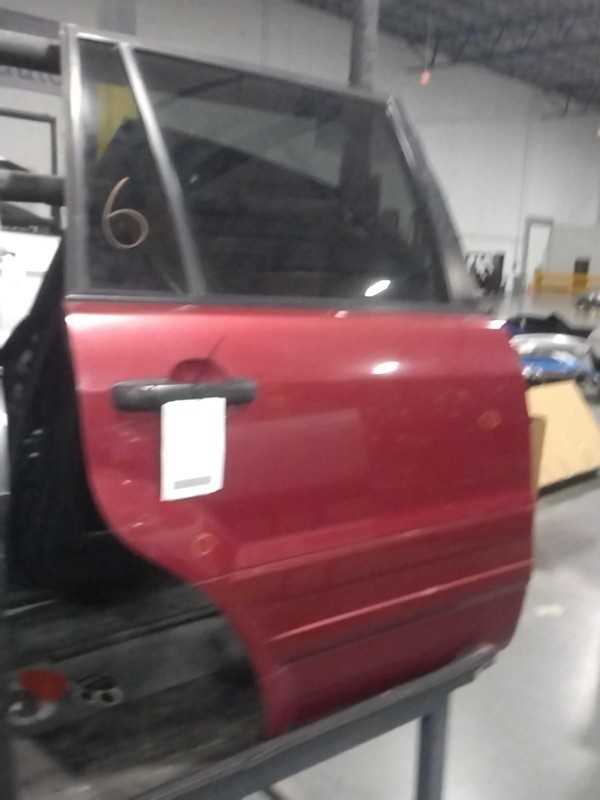 2005 Honda Pilot Rear Right Door 510482 Used 191K Miles Green Tint