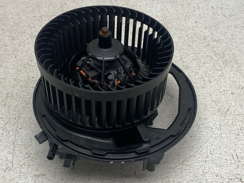 2015-2020 AUDI A3 HVAC AC HEATER BLOWER MOTOR FAN OEM LOT719