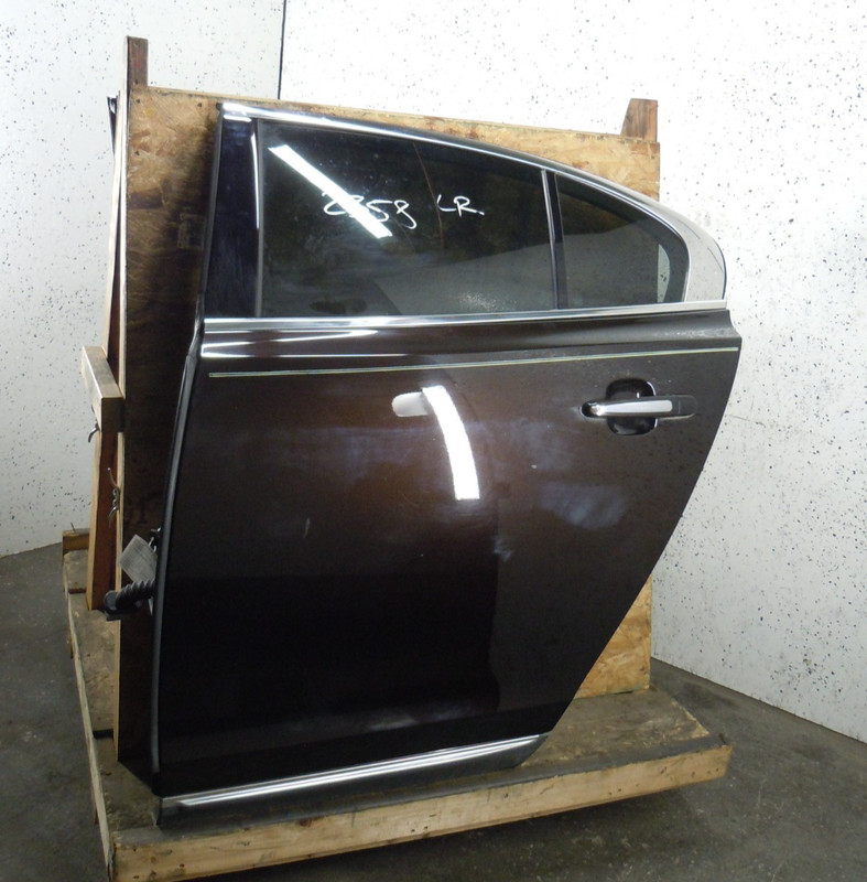 09-16 Lincoln MKS Rear Door Assembly Driver Left Lower Side Moulding OEM J1