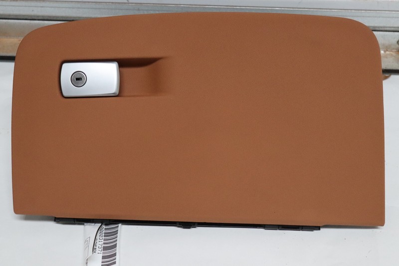 2017-2020 BMW 540I G30 DSAH DASHBOARD GLOVE BOX STORAGE COMPARTMENT OEM