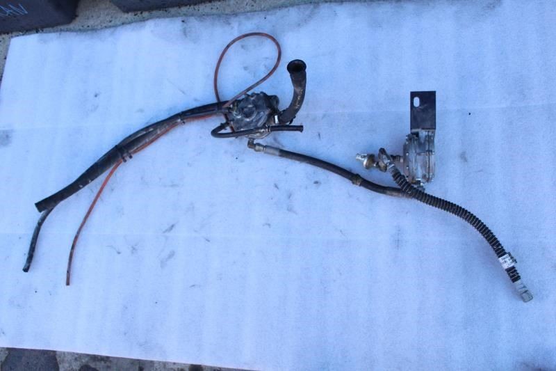 1997 HYSTER FORKLIFT S50XM GAS RECIRCULATOR WITH HOSES 14579614 211765904