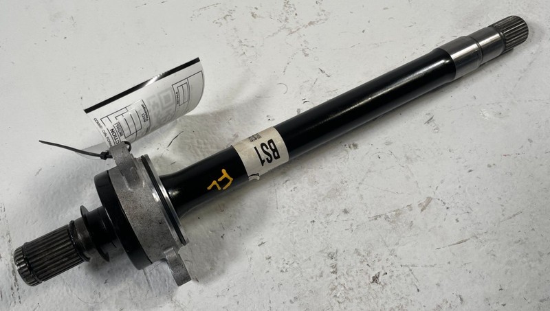 2022 - 2025 GENESIS GV70 AWD FRONT LEFT INTERMEDIAT HALF JACKSHAFT 2.5L #107546