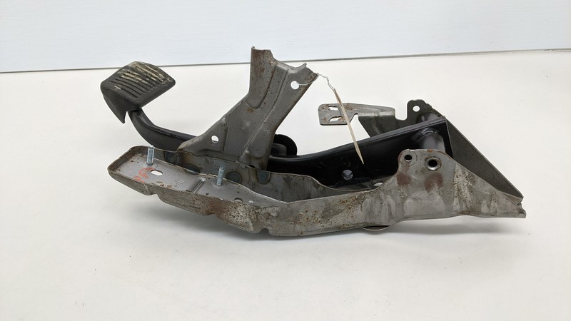 Brake Pedal 2016 Volvo S60 31341100 2014 2015 2017 2018
