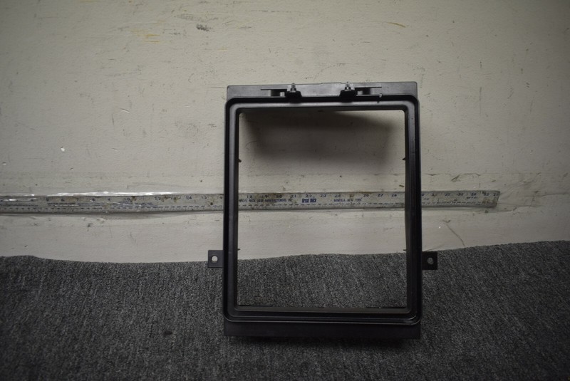 BMW RIGHT SIDE TRIM FACTORY OEM