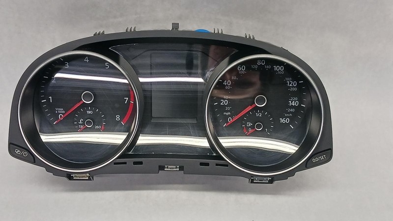 17-'19 VOLKSWAGEN PASSAT Speedometer cluster 62k miles OEM 1 Year Wnty!