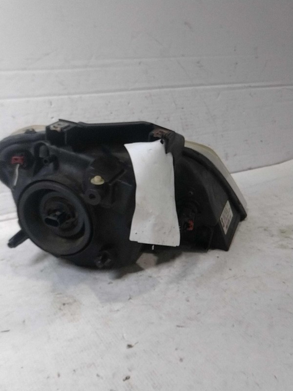 2007 Chrysler Pacifica Left Headlight Assembly Halogen White 63K Miles