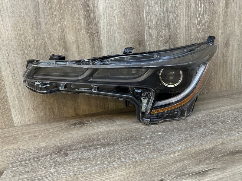 2020-22 TOYOTA COROLLA LH HEADLIGHT ASSY - LED - OEM