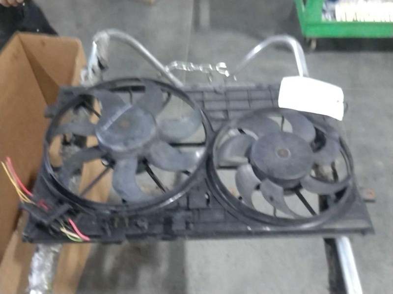 2013 Volkswagen Passat Engine Cooling Fan Motor OEM 2.5L White 102K Miles