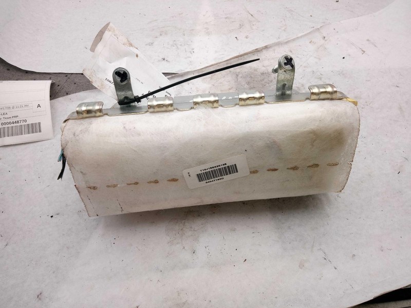 2010 Jeep Liberty Green Instrument Panel Air Bag OEM 05108039AC 123K Miles