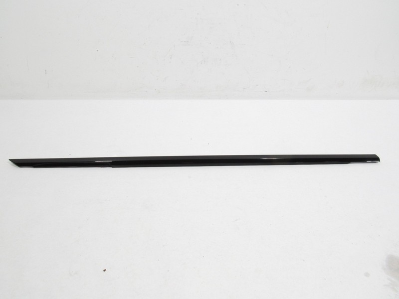 17-22 Land Range Rover Sport 2018 L494 Front Right Door Window Molding Trim ;