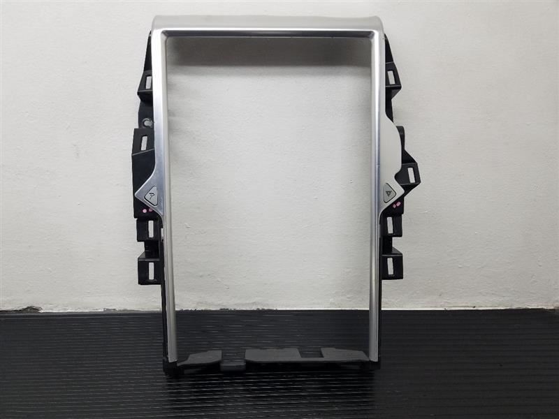12-20 Tesla Model S Center Screen Frame Bezel OEM 1002294-S0-H