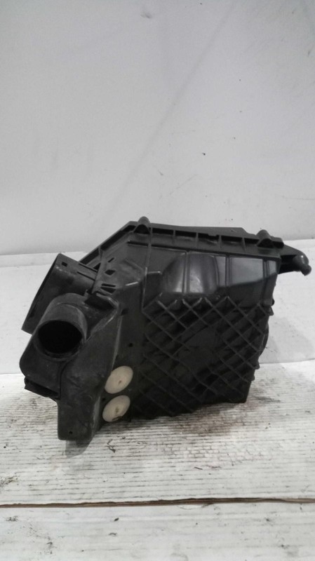 2018 VOLVO XC60 Air Cleaner Assembly OEM 314748625 Used 2.0L RED 91K Miles