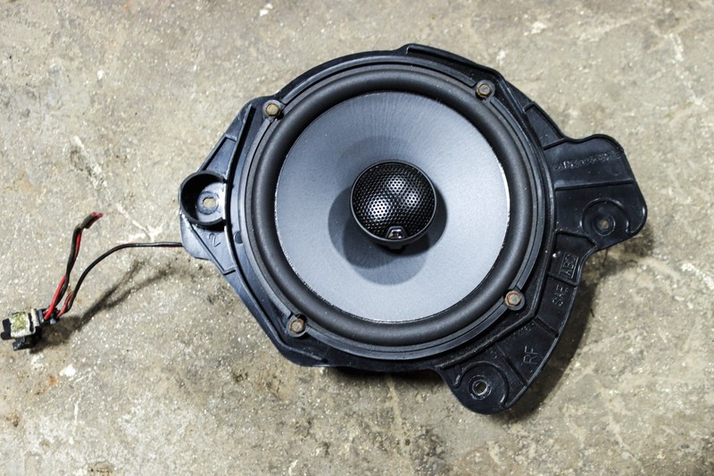 93-02 Camaro Speaker Mount w/ JBL GTO 629 6-1/2 Coaxial Car Audio Speaker *USED*
