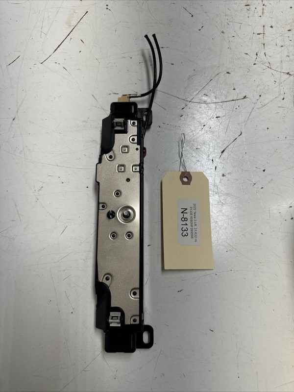 2017-2022 OEM TESLA Model 3 WIFI Bluetooth Antenna Module Unit 8133 B66