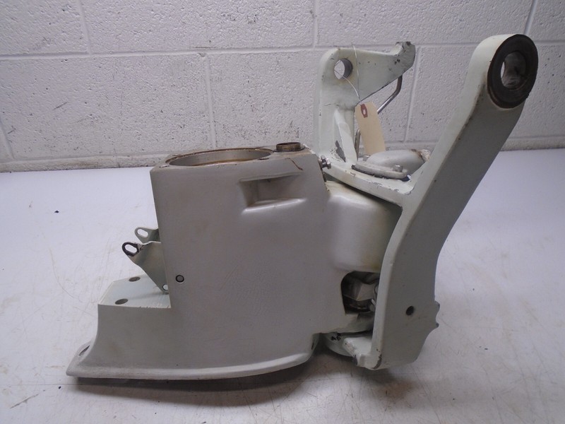 CE6 Volvo Penta AQ 125A 4 cyl Suspension Fork Intermediate/Reverse Lock Assembly