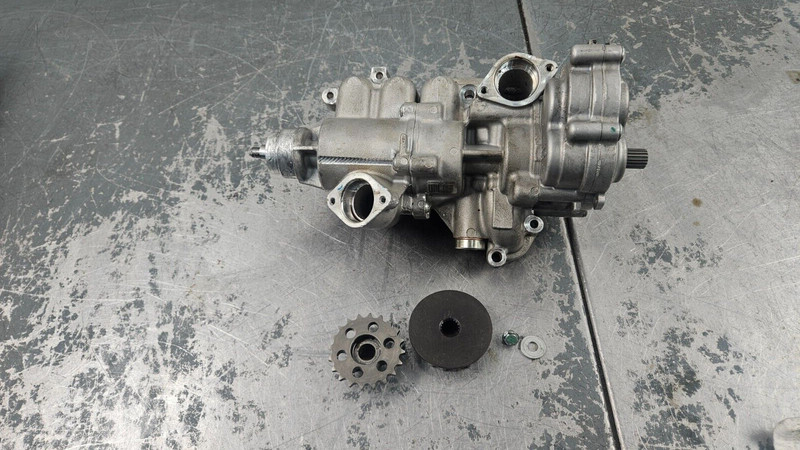 2021 McLaren 765LT 4.0L M840T Dry Sump Oil Pump #777 M5